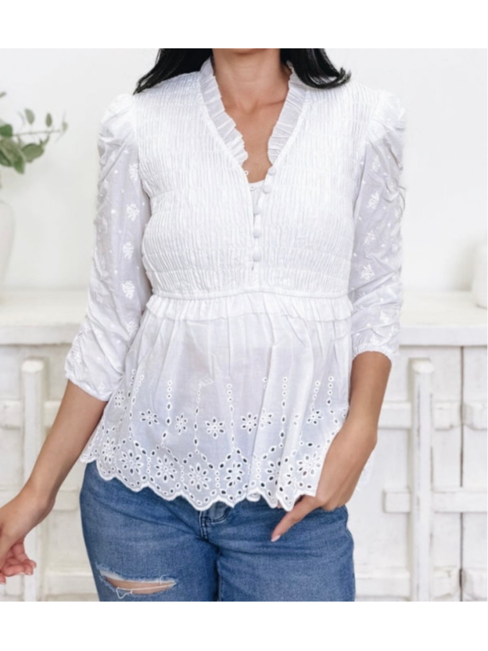 Women's Fate White Smocked Eyelet Blouse Top Size L